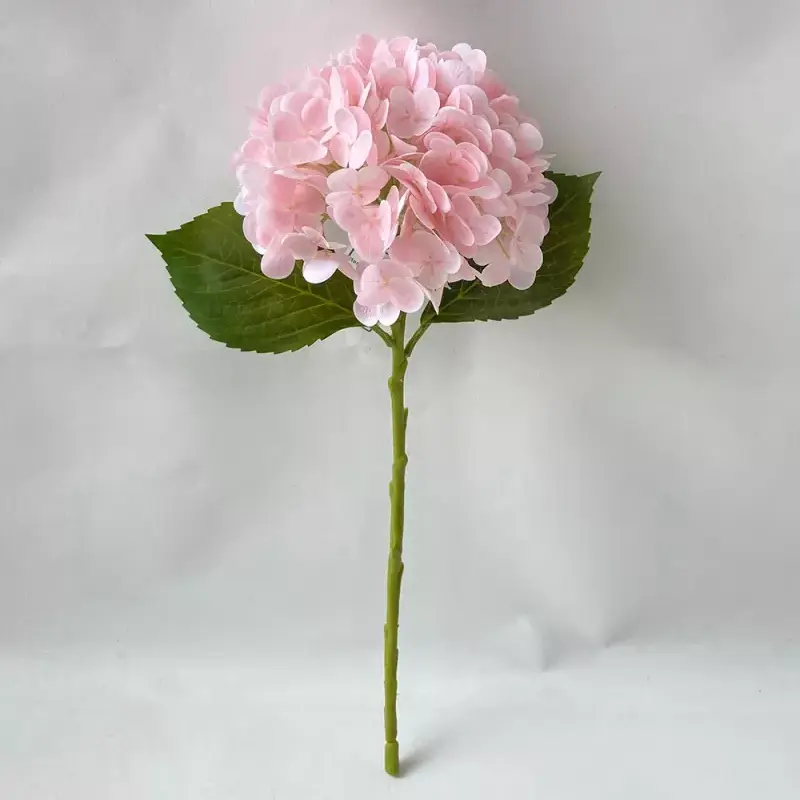 Tõeline puudutus kunstlik hortensia